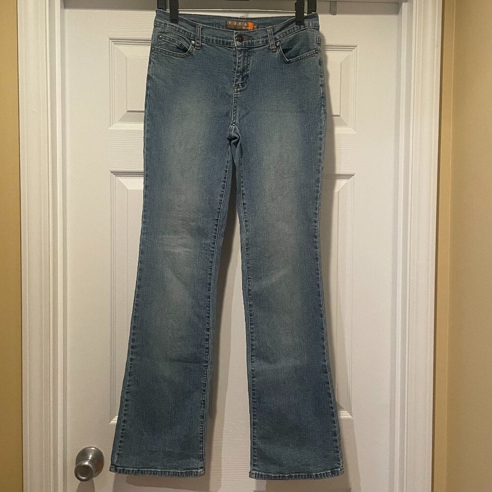 Yuka Women's Jeans Size 8 Light Blue Super Stretch Denim 5-Pocket Bootcut Casual